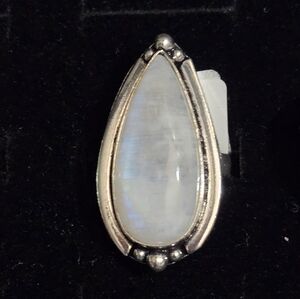 NWOT Unique Moonstone and Oxidized Silver Handmade Women's Ring Size 6
